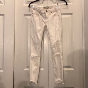 Free people Cream ripped jeans size 24
